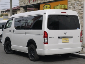 ハイエースワゴン4型新車４ＷＤ　６AT　