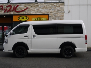 ハイエースワゴン4型新車４ＷＤ　６AT　
