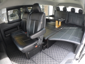 ハイエースワゴン4型新車４ＷＤ　６AT　