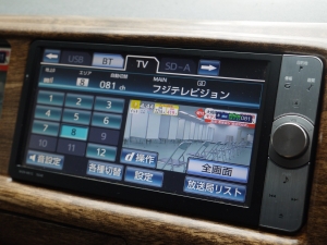 ハイエースバン丸目換装