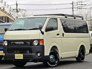 ハイエースＶ丸目カスタム　ライトイエロー　ネオクラシック