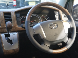 ハイエースバン２ＷＤ　Ｓ－ＧＬ　丸目換装