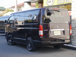 ハイエースバン２ＷＤ　Ｓ－ＧＬ　丸目換装