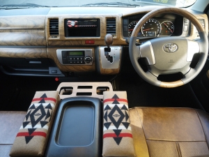 ハイエースバン２ＷＤ　Ｓ－ＧＬ　丸目換装