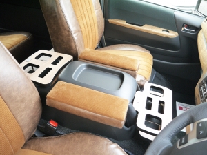ハイエースバン安全装備追加 特別仕様車
