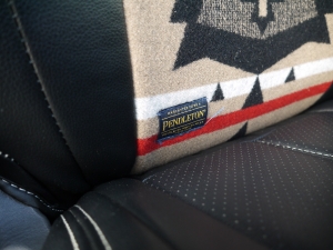 ハイエースワゴン車中泊　ベッドキット　公認車