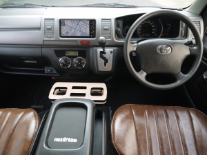 ハイエースバン２ＷＤ　Ｓ－ＧＬ　丸目換装