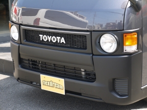 ハイエースバン２ＷＤ　Ｓ－ＧＬ　丸目換装