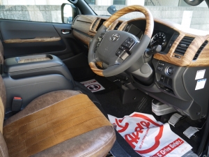 ハイエースバン新車一部改良後　ディーゼル四駆