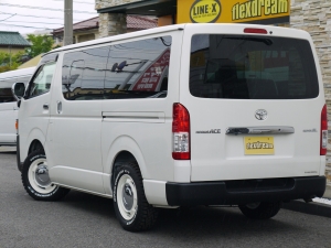 ハイエースバン２ＷＤ　Ｓ－ＧＬ　丸目換装