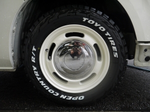 ハイエースバン２ＷＤ　Ｓ－ＧＬ　丸目換装
