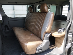 ハイエースバンFDClassic丸目換装