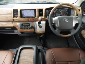 ハイエースバン２ＷＤ　Ｓ－ＧＬ　丸目換装