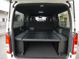ハイエースバン新車一部改良後　ディーゼル四駆
