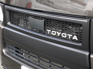 ハイエースバン２ＷＤ　Ｓ－ＧＬ　丸目換装