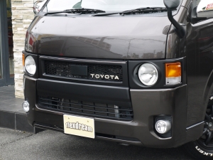 ハイエースバン２ＷＤ　Ｓ－ＧＬ　丸目換装