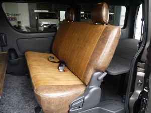 ハイエースバン２ＷＤ　Ｓ－ＧＬ　丸目換装