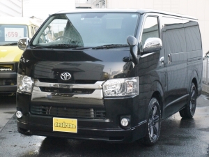 ハイエースＶ4型新車　２８００ディーゼルターボ４ＷＤ　ダークプライム