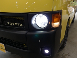 ハイエースワゴン４ＷＤ GL　『FD-BOX2』『FD-classic丸目換装』