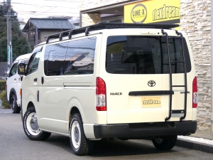ハイエースバン２WD　S-GL　ベッドキット