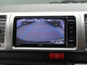 ハイエースバンローダウン　車中泊　フルフラット