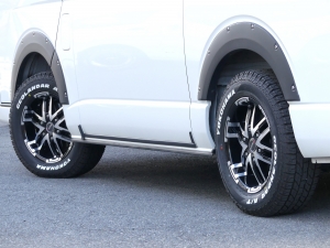 ハイエースバン４WD　ディーゼル　ベッドキット