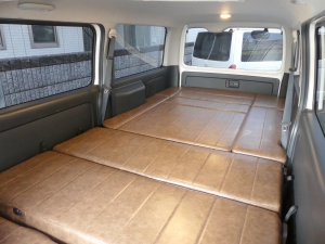 ハイエースＶ4WD　ディーゼルターボ　FD-BOX V09-N