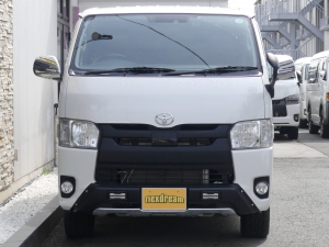 ハイエースバン4WD　ディーゼルターボ　FD-BOX V09-N