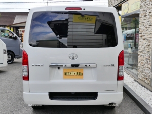 ハイエースバン4WD　ディーゼルターボ　FD-BOX V09-N