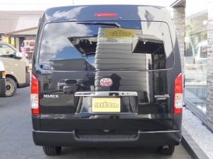 ハイエースバン４ＷＤ　S-GL　8人乗り　