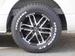 ハイエースバンディーゼル4WD　ベッドキット　ライノラック