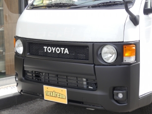 ハイエースバン4WD S-GL『FD-classic丸目換装』