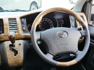 ハイエースバン4WD　ディーゼルターボ　