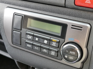 ハイエースバン４ＷＤ　S-GL　ダークプライム　ディーゼル