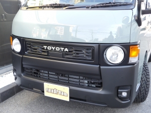 ハイエースバンディーゼル4WD　アースカラーパッケージ：アーバンカーキ