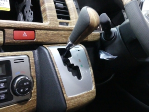 ハイエースバンディーゼル2WD　丸目換装