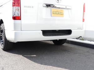 ハイエースバン1オーナー　4WD