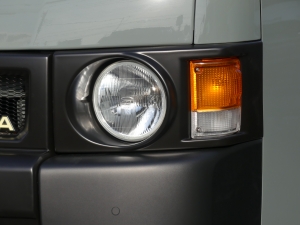 ハイエースバンディーゼル2WD　丸目換装