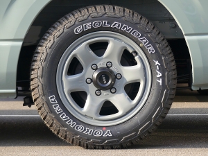 ハイエースバンディーゼル2WD　丸目換装