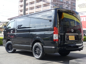 ハイエースバン特別仕様ダークプライムS　ディーゼル4WD