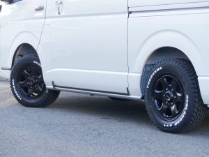 ハイエースバン特別仕様ダークプライムS　ディーゼル4WD