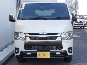 ハイエースバン特別仕様ダークプライムS　ディーゼル4WD