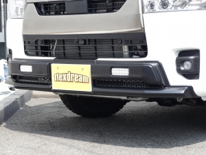 ハイエースバン特別仕様ダークプライムS　ディーゼル4WD