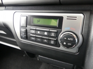 ハイエースワゴンGL　4WD　丸目　FDベッド03-W
