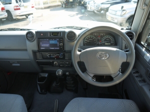 ランクル７０LINE-X　ARB　ARB4X4　リフトアップ