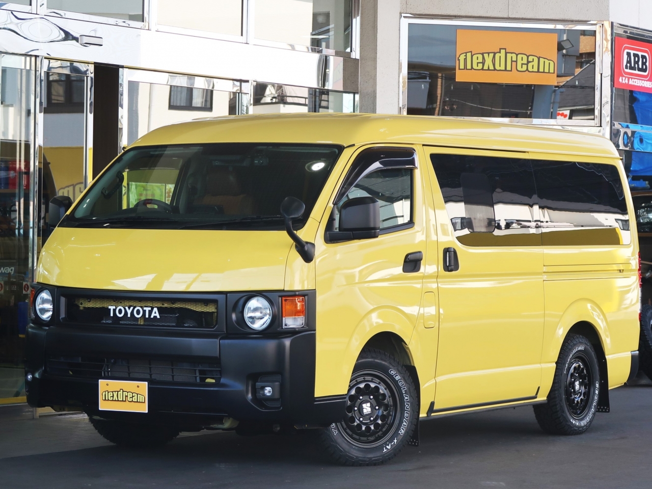 ハイエースバン　４ＷＤ