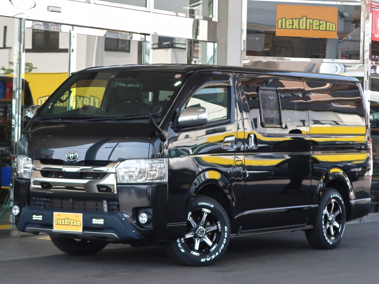 ハイエースバン　４ＷＤ