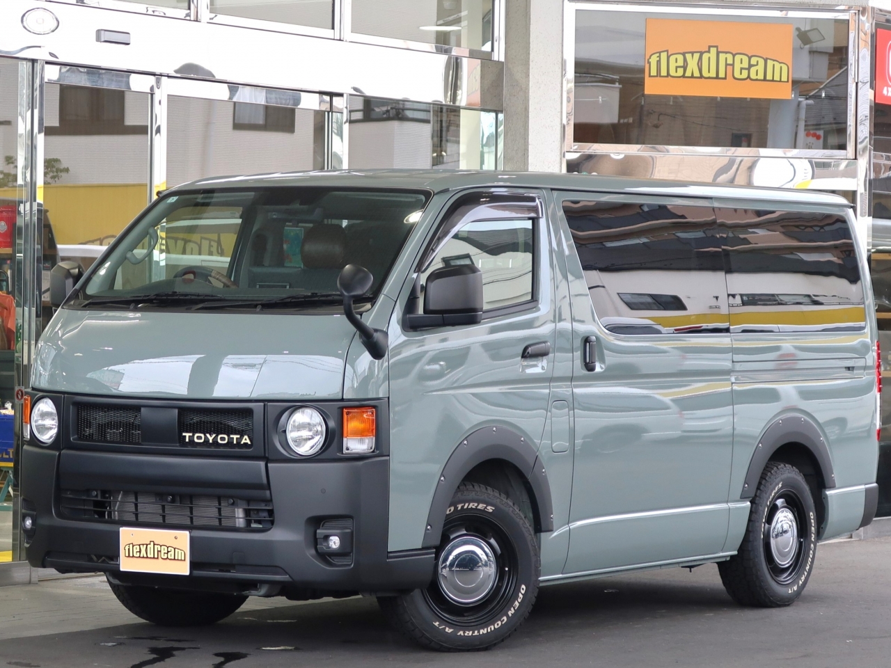 ハイエースバン　２ＷＤ