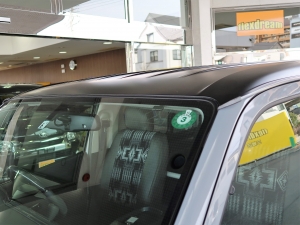 ハイエースバン中古車　丸目　セメントグレー