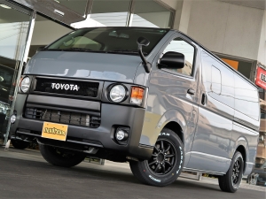 ハイエースバン中古車　丸目　セメントグレー